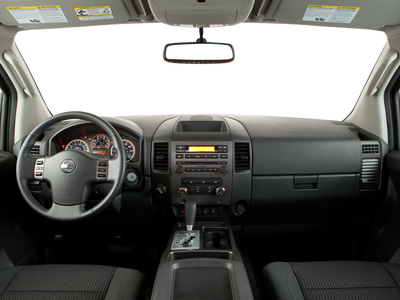 2012 Nissan Titan SV