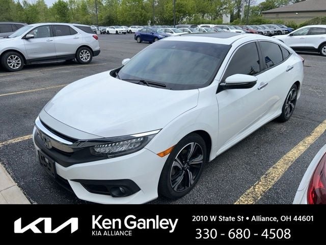 2017 Honda Civic Touring CVT's photo