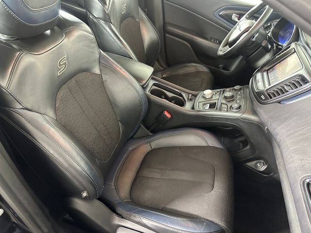 2016 Chrysler 200 S