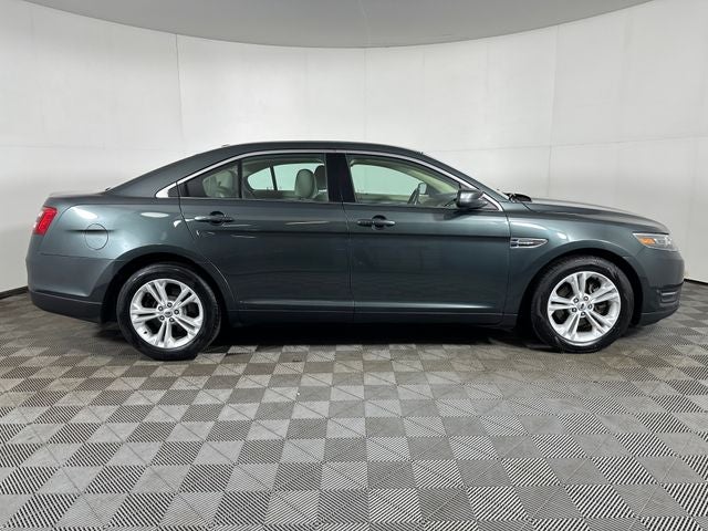 2016 Ford Taurus SEL