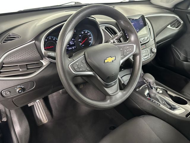 2022 Chevrolet Malibu LS 1LS