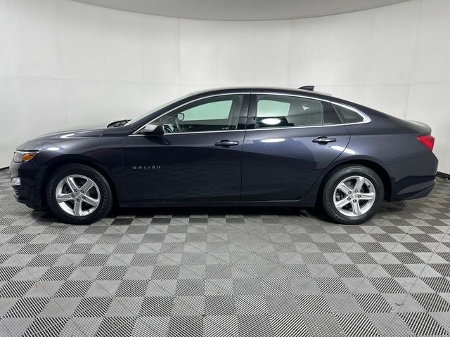 2022 Chevrolet Malibu LS 1LS