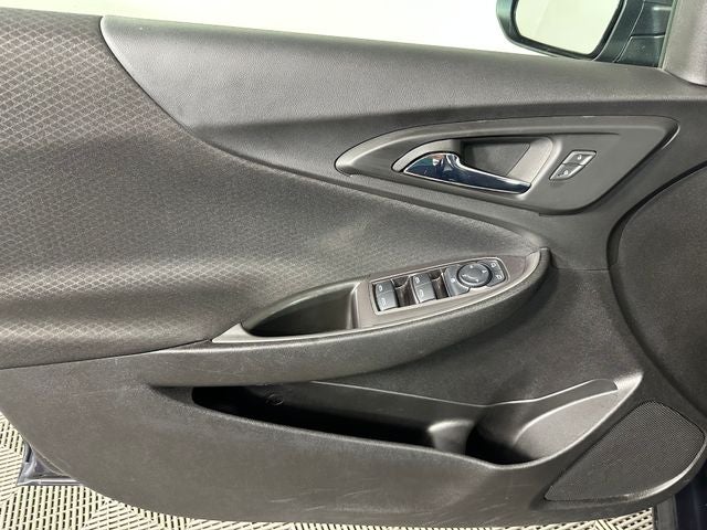2022 Chevrolet Malibu LS 1LS