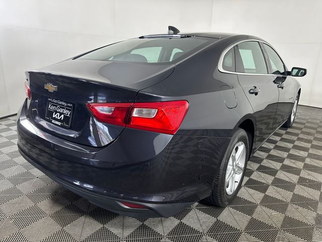 2022 Chevrolet Malibu LS 1LS