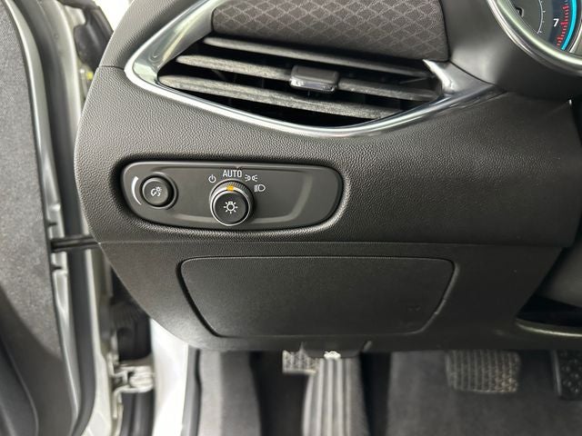 2017 Chevrolet Malibu LT 1LT