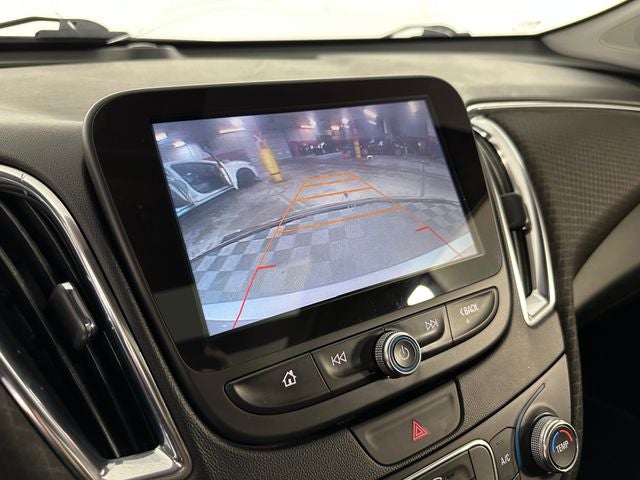 2017 Chevrolet Malibu LT 1LT