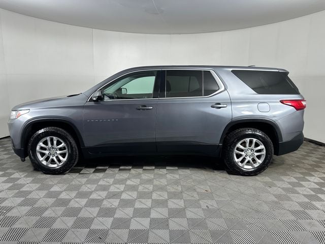 Used 2018 Chevrolet Traverse LS with VIN 1GNERFKW8JJ231182 for sale in Alliance, OH