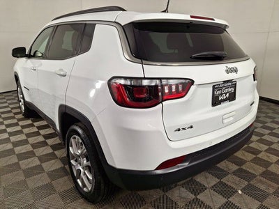 2023 Jeep Compass Latitude Lux