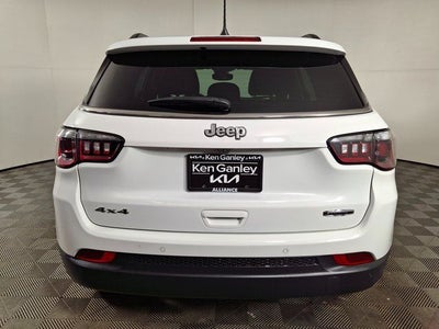 2023 Jeep Compass Latitude Lux