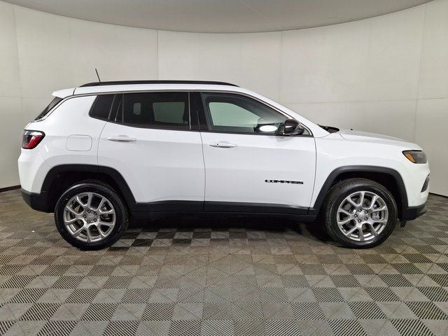 2023 Jeep Compass Latitude Lux