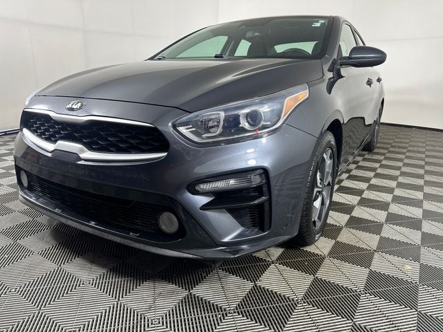 Used 2020 Kia FORTE LXS with VIN 3KPF24AD4LE239205 for sale in Alliance, OH
