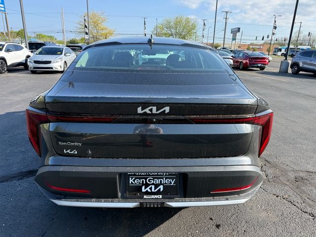 2026 Kia K4 LX