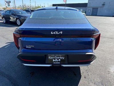 2026 Kia K4 LXS