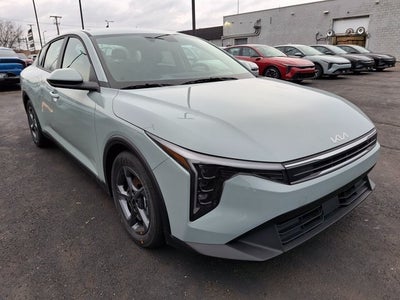 2026 Kia K4 LXS