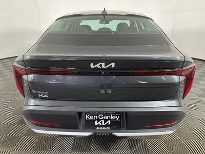 2026 Kia K4 LXS