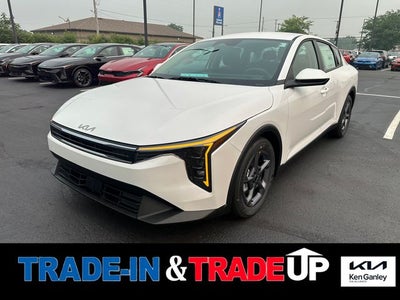 2026 Kia K4 LXS
