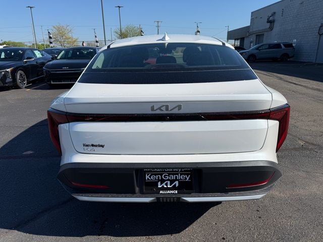 2026 Kia K4 EX