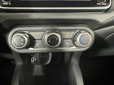 2020 Nissan Versa 1.6 S