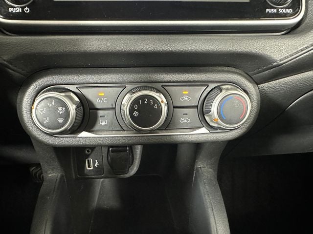 2020 Nissan Versa 1.6 S