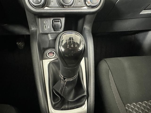 2020 Nissan Versa 1.6 S