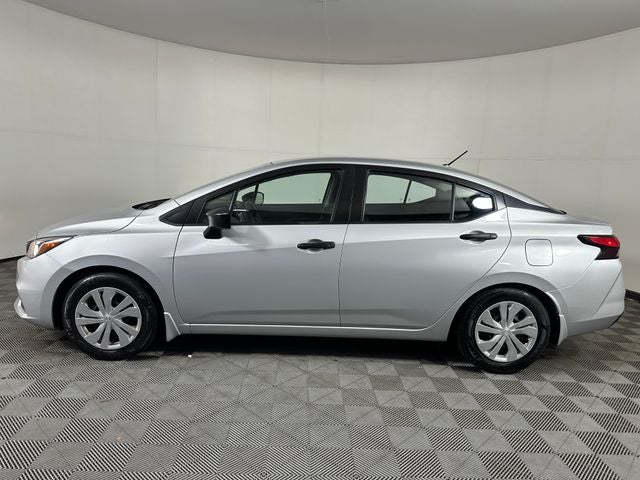 2020 Nissan Versa 1.6 S
