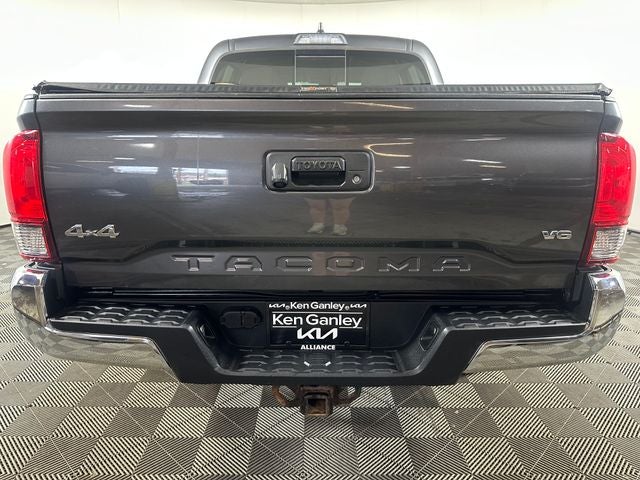 2020 Toyota Tacoma SR5 V6
