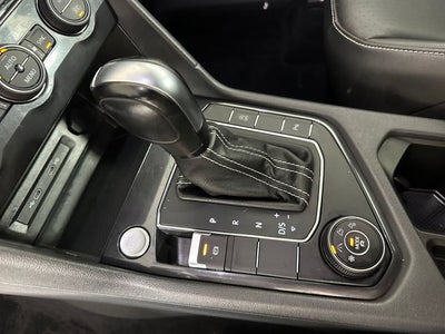 2021 Volkswagen Tiguan 2.0T SE R-Line Black