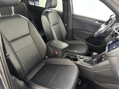 2021 Volkswagen Tiguan 2.0T SE R-Line Black