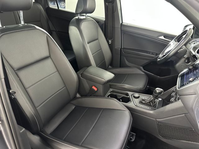 2021 Volkswagen Tiguan 2.0T SE R-Line Black