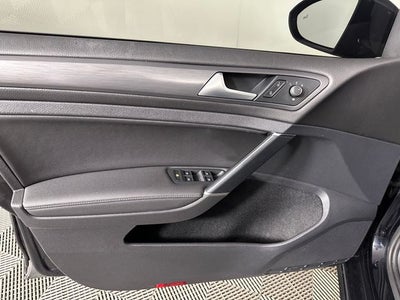 2019 Volkswagen Golf TSI SE 4-Door