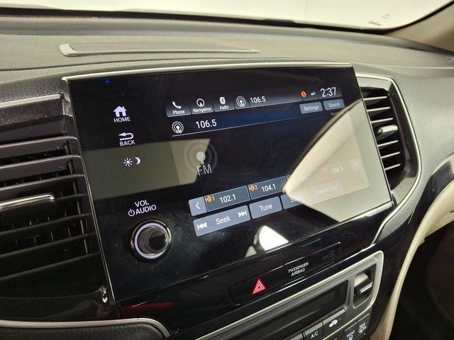 2021 Honda Pilot Touring 8 Passenger