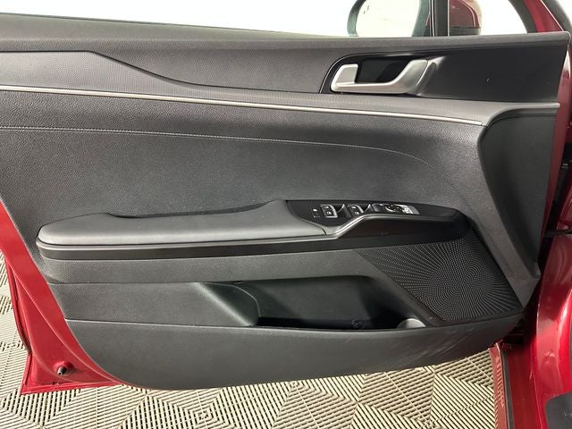 2024 Kia K5 LXS