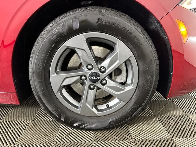 2024 Kia K5 LXS
