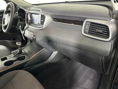 2019 Kia Sorento LX