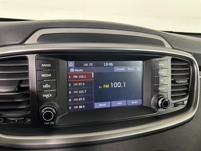 2019 Kia Sorento LX