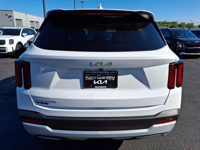 2026 Kia Sorento LX