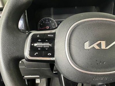 2022 Kia Sorento LX