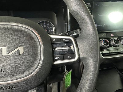 2022 Kia Sorento LX