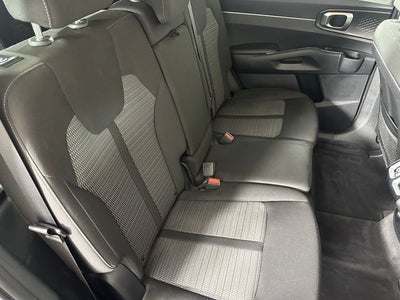 2022 Kia Sorento LX