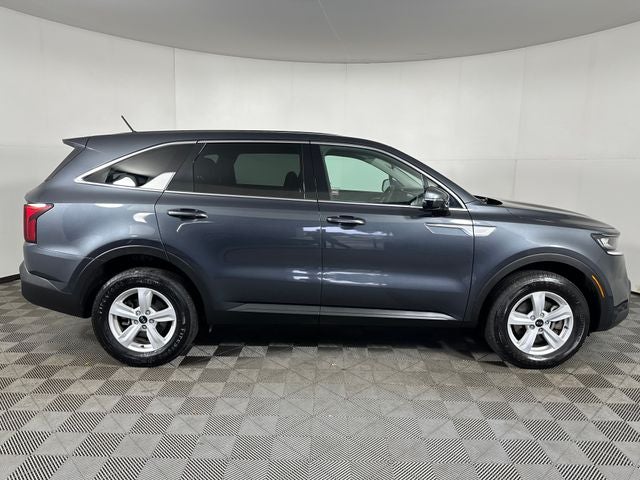 2021 Kia Sorento LX