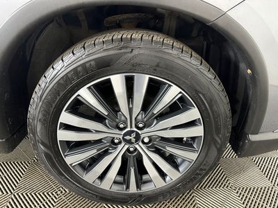 2020 Mitsubishi Outlander Base
