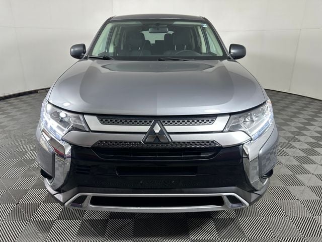 2020 Mitsubishi Outlander Base