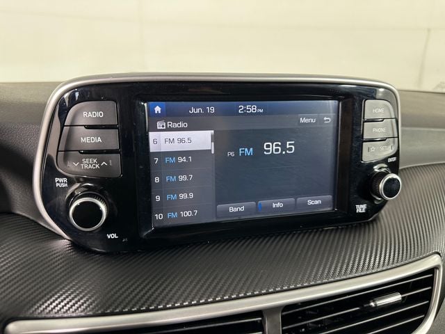 2020 Hyundai Tucson SE