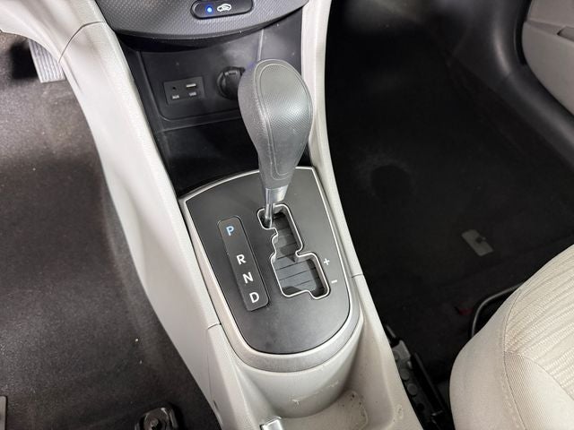 2017 Hyundai Accent Value Edition