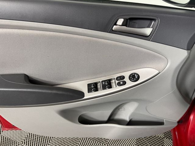 2017 Hyundai Accent Value Edition