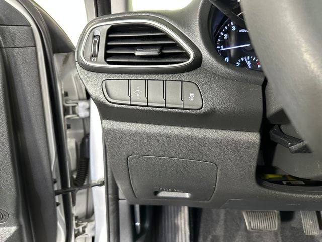 2018 Hyundai Elantra GT Base