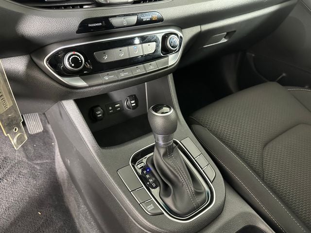 2018 Hyundai Elantra GT Base