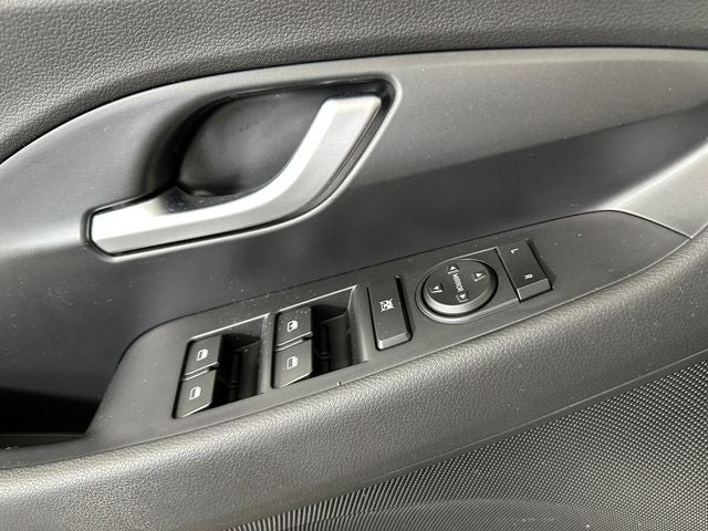 2018 Hyundai Elantra GT Base