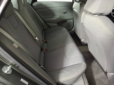 2024 Hyundai Elantra SE