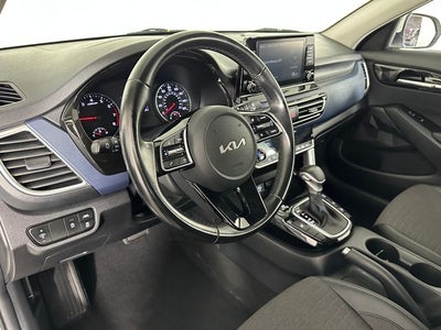2023 Kia Seltos S